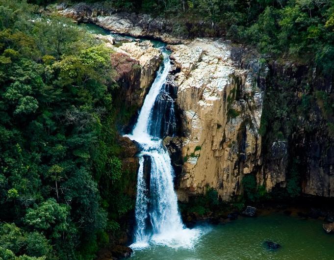 Pousada Araras Lago De Furnas Sao Jose da Barra Esterno foto